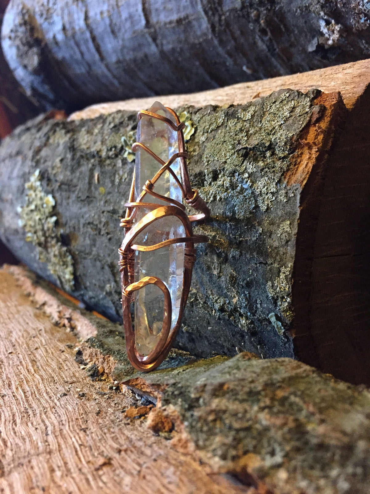 Quartz Finger Ring